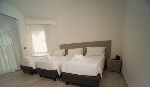 Comfort Triple Room