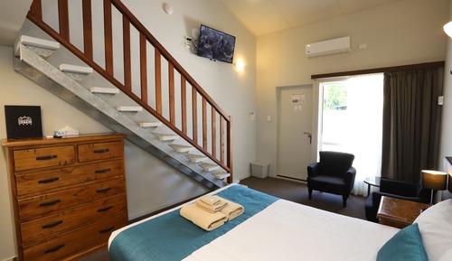 Family Room Sleep 4 (Not Pets Friendly)