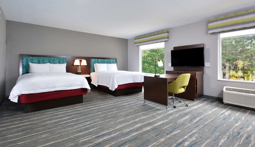 Suite, 2 Queen Beds, Accessible, Bathtub (Refrigerator)