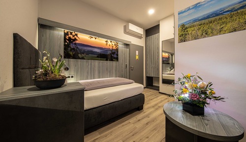 Economy Single Room