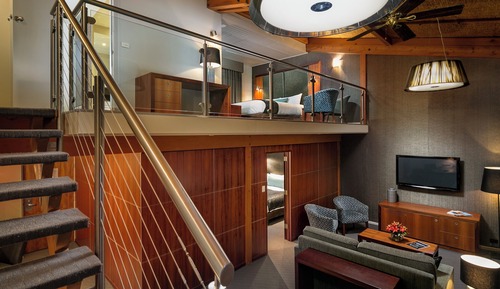 Loft Spa Suite