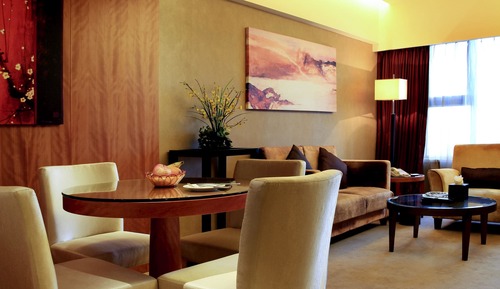 Suite, 1 King Bed