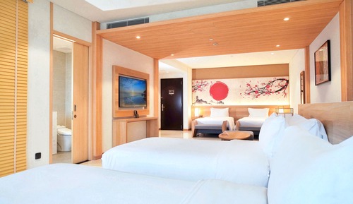 Premium Family Panoramic Ocean View - Quad room, Onsen,  Water Park Inclusive