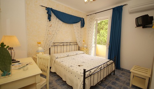 Classic Double or Twin Room, Sea View