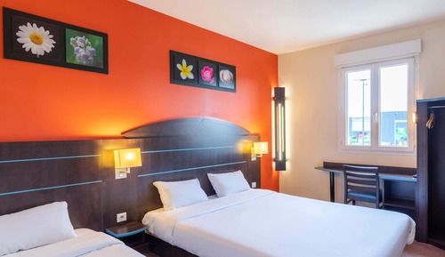 Triple Room