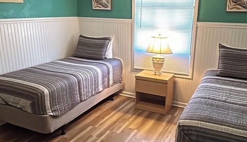 Twin Bed Cabin