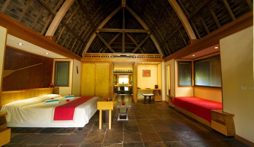 Premium Garden Pool Bungalow
