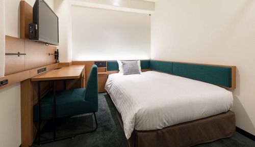 Semi Double Room, Smoking