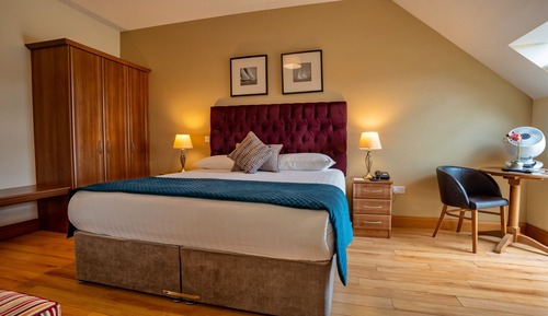 Superior Double Room (Super King Bed)