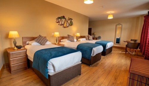 Comfort Triple Room