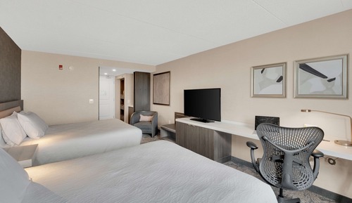 Room, 2 Queen Beds (Drinks & Snacks)