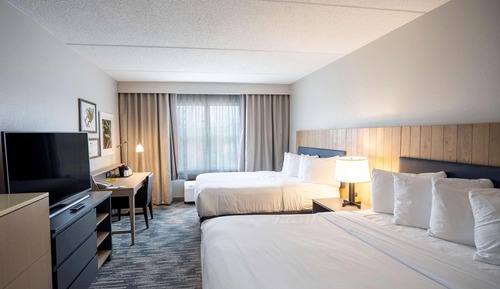 Room, 2 Queen Beds, Non Smoking