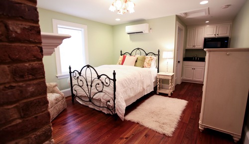 Classic Room, 1 Queen Bed, Accessible, Ground Floor