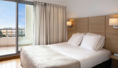 Premium Apartment, 1 Bedroom, Pool View