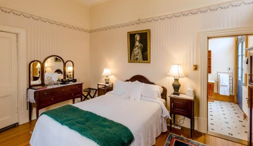 The Elizabeth Room