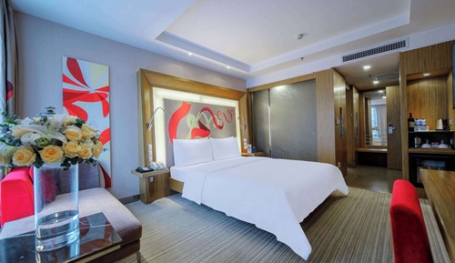 Premier King Room