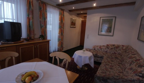 Family Room for 6 Persons