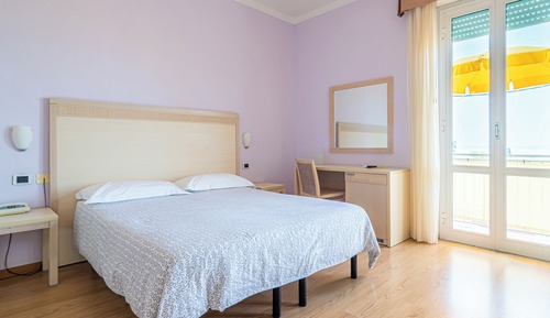 Panoramic Quadruple Room, Sea View