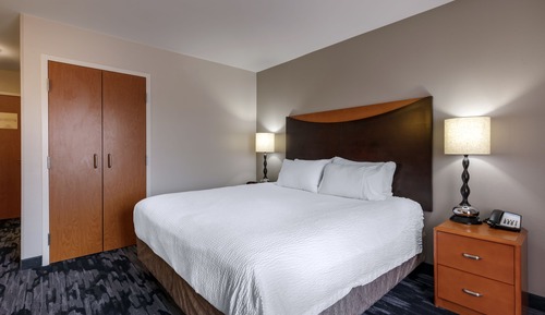 Suite, 1 King Bed with Sofa bed, Non Smoking