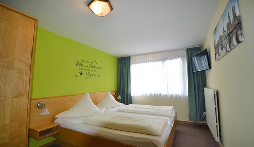 Basic Double Room