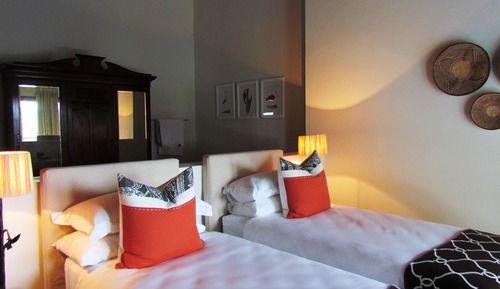 Room, River View