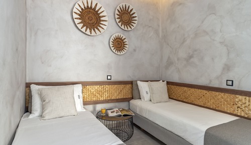 Junior Suite, Pool View