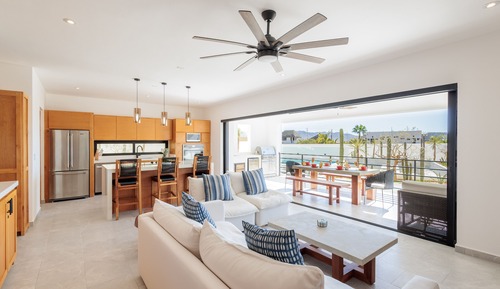 Deluxe Condo, 2 Bedrooms