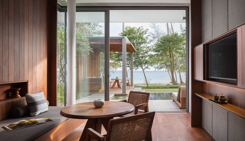 1 br beach pool villa