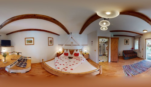 Quadruple Room (Romanikzimmer)