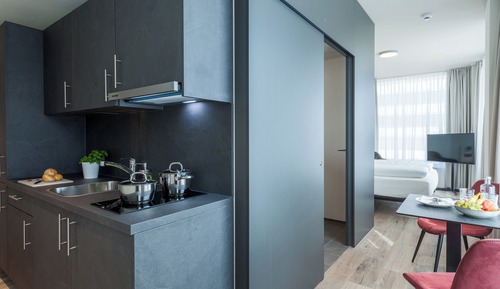 Studio Apartment, Air Condition