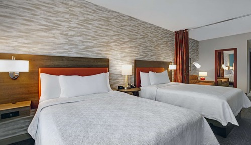 Studio, 2 Queen Beds, Accessible (Hearing)