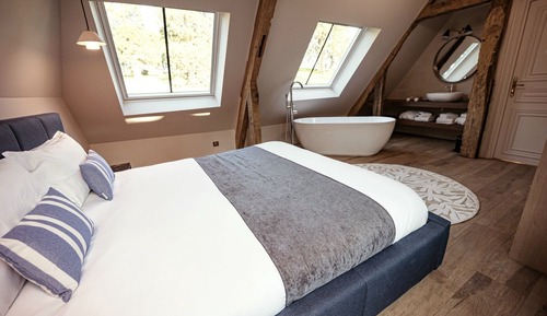 Comfort Room, Park View