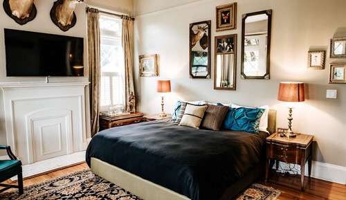 Deluxe Room (Clubhouse)