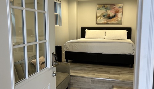 Standard Studio, 1 King Bed with Sofa bed, Slope side