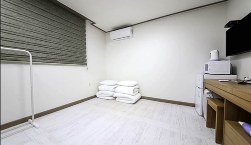 Ondol Room