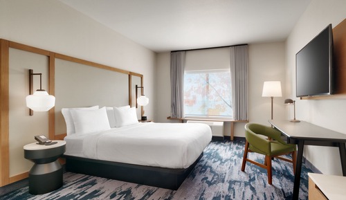 Room, 1 King Bed (Mobility Accessible, Tub)