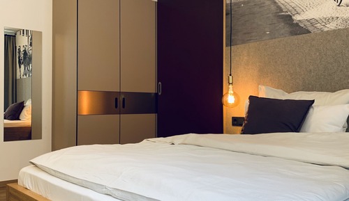Double room, Accessible, French bed (140 cm bed width)