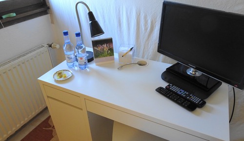 Traditional Suite, Shared Bathroom
