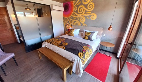 Signature Double Room, 1 King Bed, Balcony, Pool View