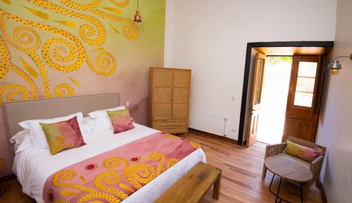 Premium Double Room, 1 King Bed, Bathtub, Garden View