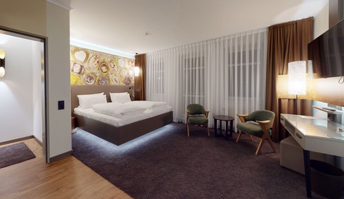 Double Room (Praline)
