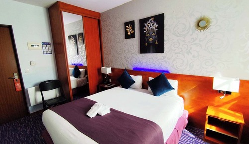 Standard Double Room, 1 King Bed