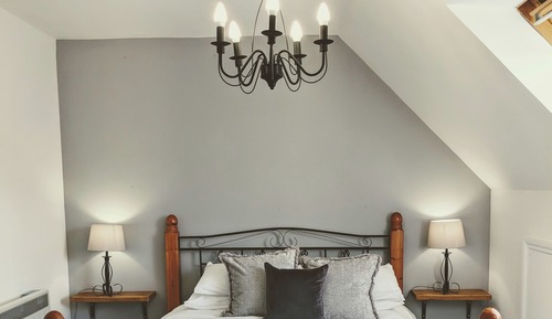 Double Room (Room 6 No pets)