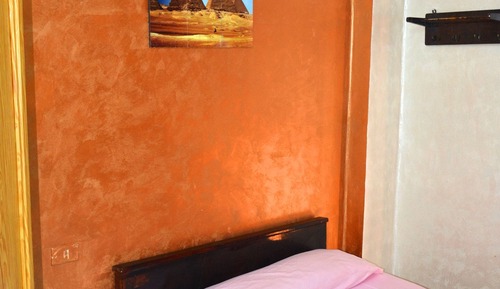 Single Room, Shared Bathroom, City View