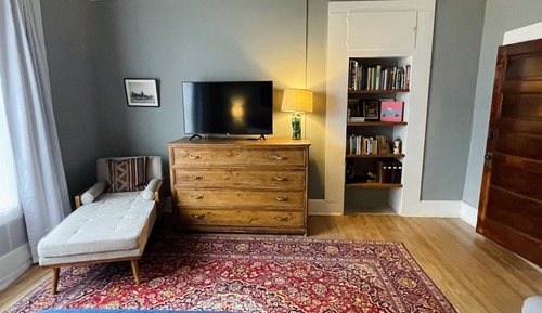 Premium Two-Queen House - No Pets