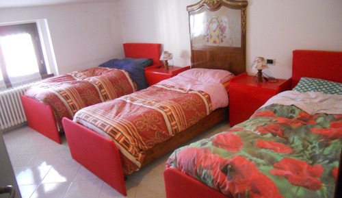 Triple Room, Shared Bathroom