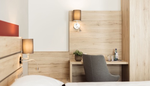 Triple Room (Studio)