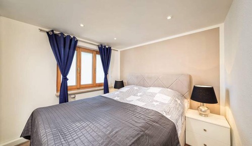 Apartment (Appartement 4)