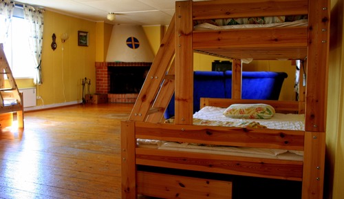 Cabin (3)