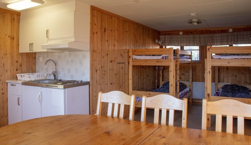Cabin (6)